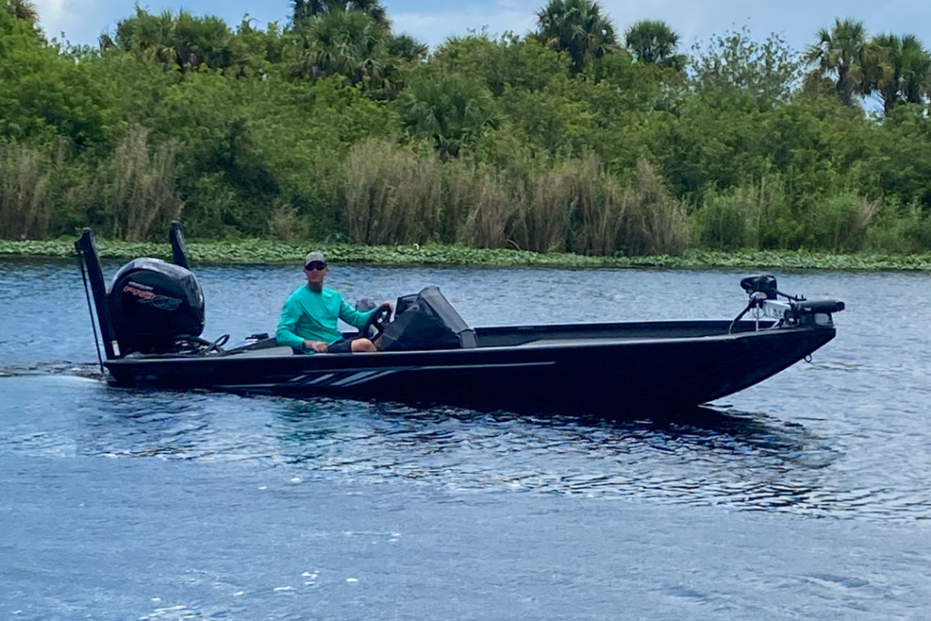 Largemouth bass charter freshwater fishing Florida